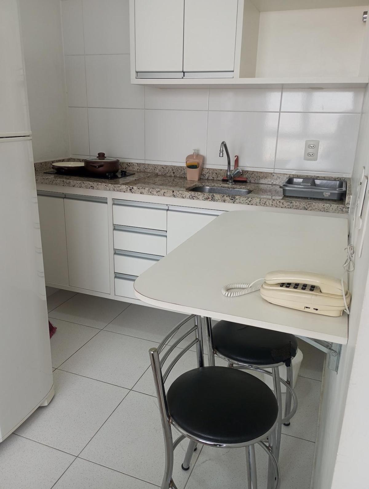 R No Centro De Sao Paulo, Garagem Gratis, Metro, Bras, 25 Marco, Expo Center Norte *